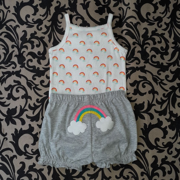 3/$15 Carters Rainbow Onesie with Shorts - Picture 4 of 7